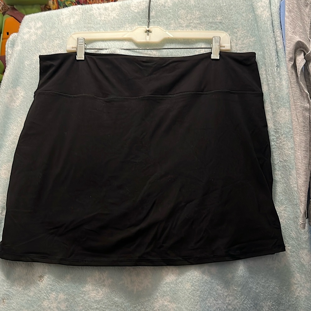 Black Skort 1X
